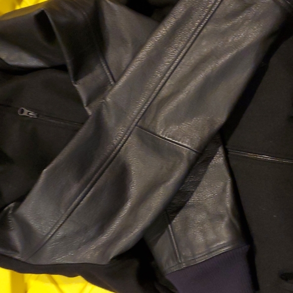 Wool and leather sleeve jacket - Picture 6 of 11